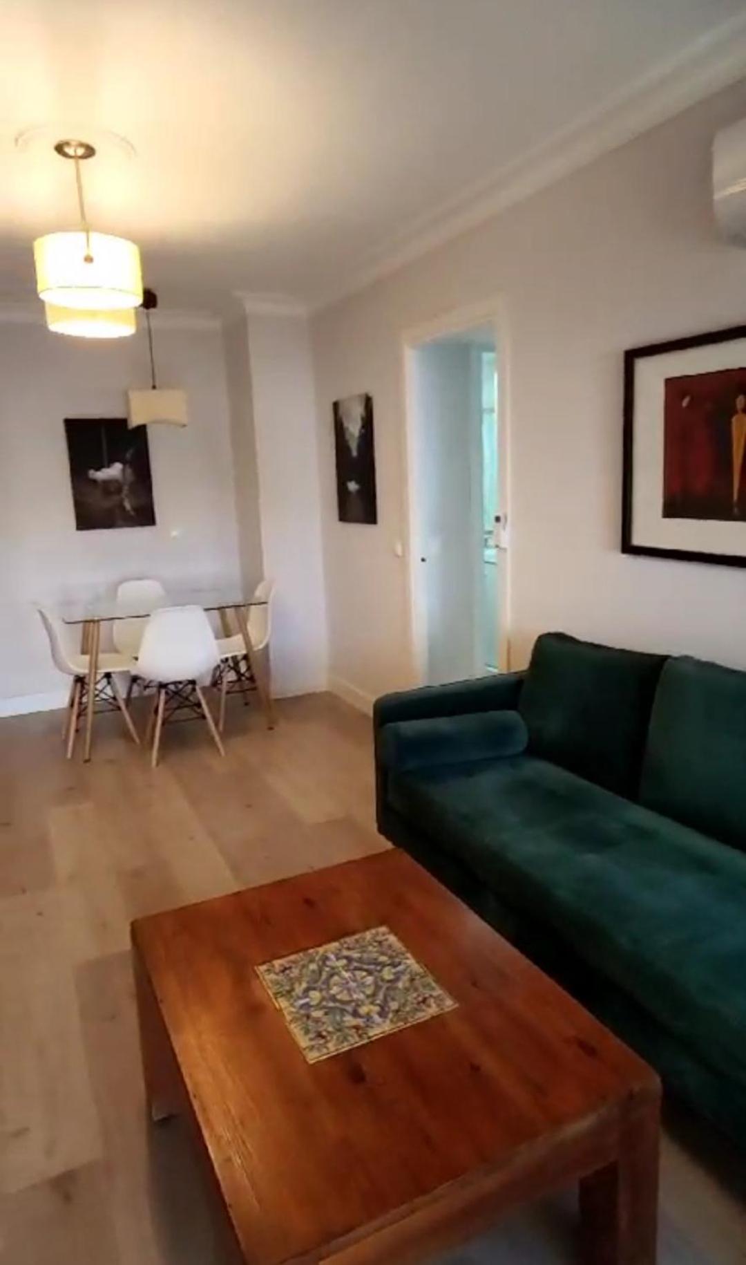 Apartamento Celia Севилья Экстерьер фото